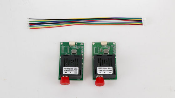 Modulo Drone Fibra Ottica 80km Ricetrasmettitore Ottico UAV con Video Analogico a 1 Canale e Dati TTL a 1 Canale per Piattaforme UAV DC 5.5-26V