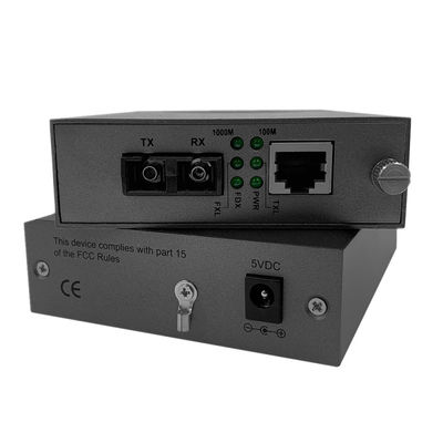 lo scaffale di 30W POE ha montato il porto a fibra ottica dello Sc del duplex del convertitore di media di Ethernet