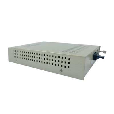 PoE Media Converter SFP Fibra ottica 10/100M Ethernet Budget non gestito 30W