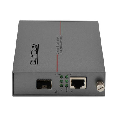 Convertitore multimediale Ethernet a fibra ottica non gestita a Gigabit SFP slot DC5V montato su rack